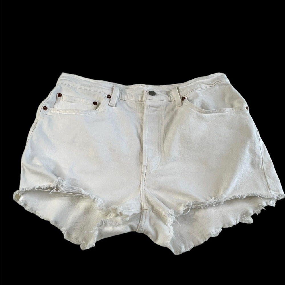 Levi's 501 High Waist Button Fly Cut Off Denim Shorts Waist 32 White Cream - Picture 6 of 16